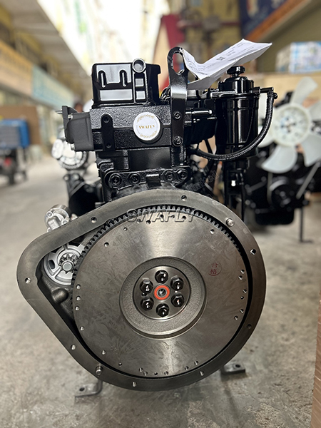 Yanmar 4TNE98エンジン：フォークリフト用の強力なディーゼルエンジン